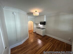 22 Chiswick Rd, Unit 5 in Boston, MA - Foto de edificio - Building Photo