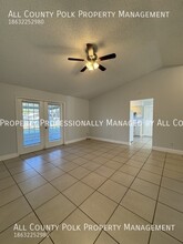 2341 Timbercreek Loop W in Lakeland, FL - Building Photo - Building Photo