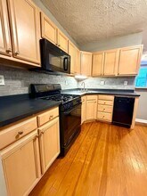 2614 Larkins Wy in Pittsburgh, PA - Building Photo - Building Photo