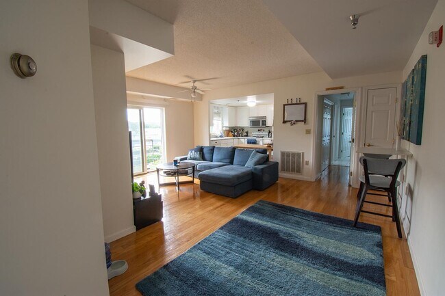 655 Concord Ave, Unit 403 in Cambridge, MA - Building Photo - Building Photo