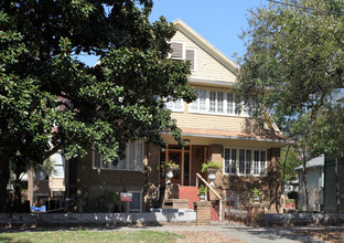 Windermere Apartments in Jacksonville, FL - Building Photo - Building Photo