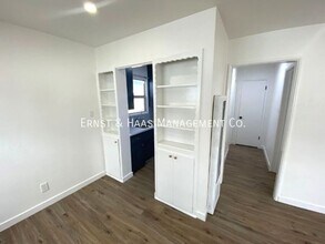 4510 1/2 N Lakewood Blvd in Long Beach, CA - Building Photo - Building Photo
