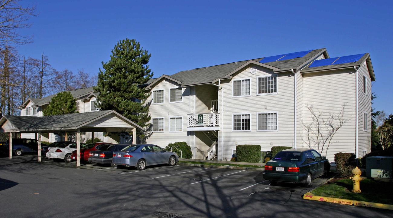 Bluegrass Condos in Everett, WA - Foto de edificio