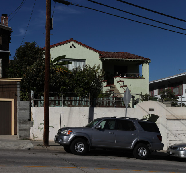 1119 Marion Ave in Los Angeles, CA - Building Photo - Building Photo