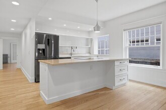 1225 Emerson St in Denver, CO - Building Photo - Building Photo