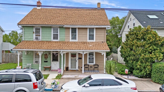 property at 2221 N 1st Ave