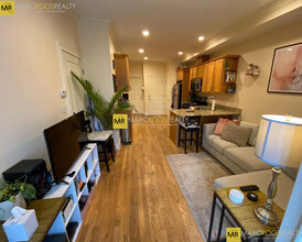 25 Lothrop St, Unit 1 in Boston, MA - Building Photo - Building Photo