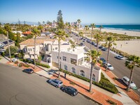 901 Ocean Blvd in Coronado, CA - Foto de edificio - Building Photo