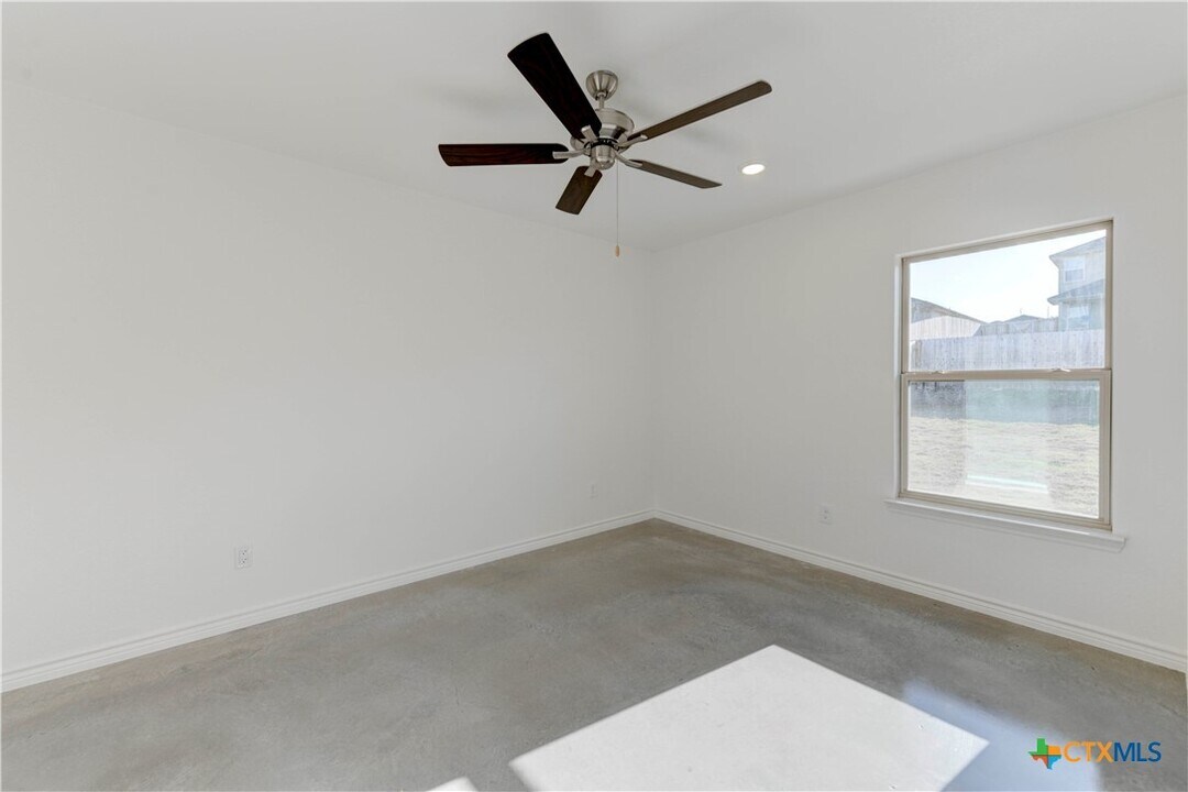 526 Lost Trl in Copperas Cove, TX - Foto de edificio