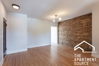 4007 N Lowell Ave, Unit 1W in Chicago, IL - Building Photo - Building Photo