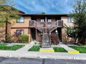 2956 Tierra Verde W in Reno, NV - Building Photo - Building Photo