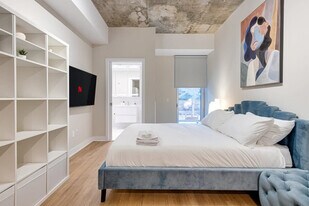 742 Rue William, Unit SI FL1-ID1254788P in Montréal, QC - Building Photo