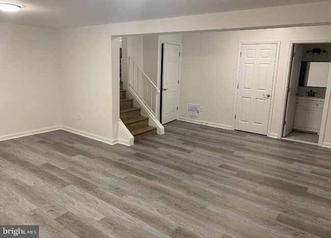 property at 2005 Wintergreen Pl