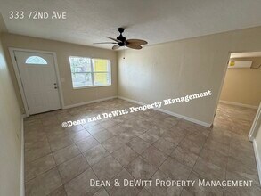 333 72nd Ave in St Pete Beach, FL - Building Photo - Building Photo