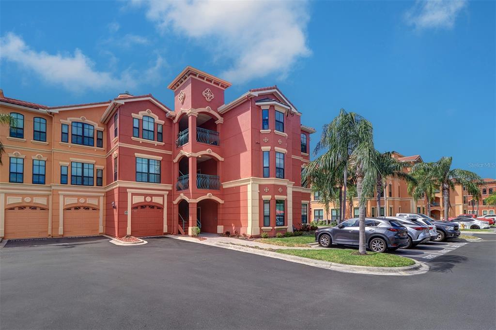 2741 Via Cipriani in Clearwater, FL - Building Photo