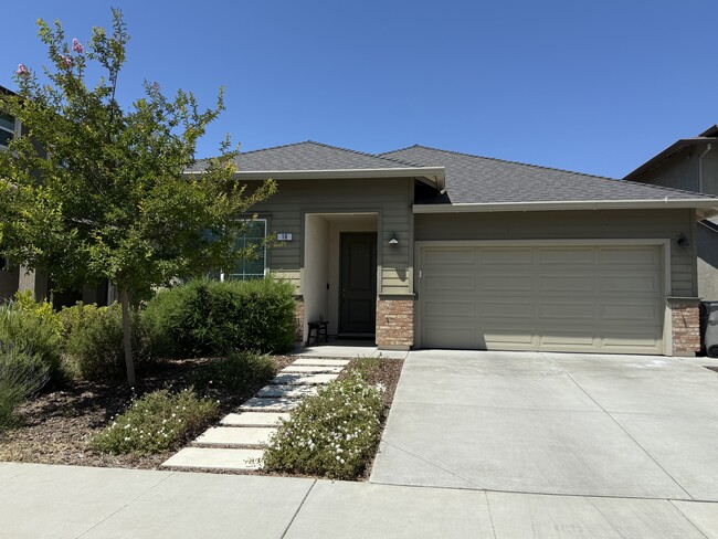 property at 10 Stride Ct