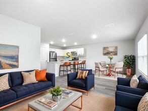 8 Unique Ct in Palm Coast, FL - Building Photo - Building Photo