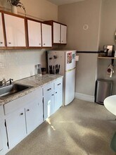 24 Fayette St, Unit 2R in Boston, MA - Foto de edificio - Building Photo