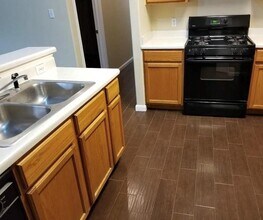 2801 Southampton Way in Round Rock, TX - Building Photo - Building Photo