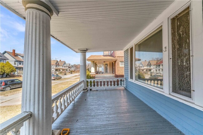 property at 1295 W 106th St