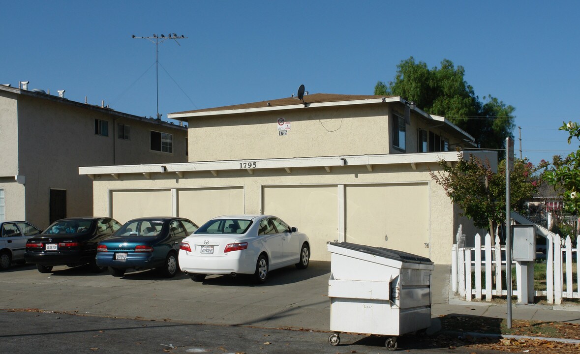 1795 Rock Spring Dr in San Jose, CA - Foto de edificio