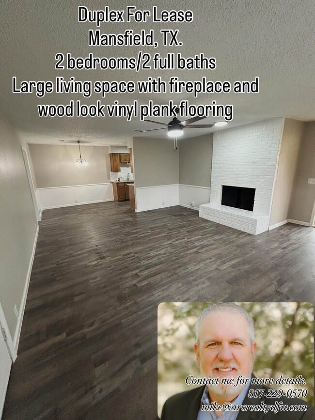 1106 Magnolia St in Mansfield, TX - Foto de edificio - Building Photo