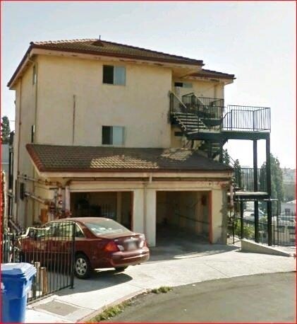 1111-1121 Sunvue Pl in Los Angeles, CA - Foto de edificio - Building Photo