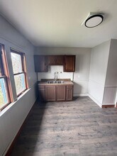 9529 Mt Auburn Ave in Cleveland, OH - Building Photo - Building Photo