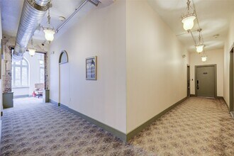 2700 Albany St in Houston, TX - Building Photo - Building Photo