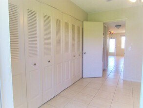 214 Berkshire K in West Palm Beach, FL - Building Photo - Building Photo