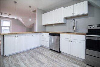 80-80 Forest St in Providence, RI - Building Photo - Building Photo