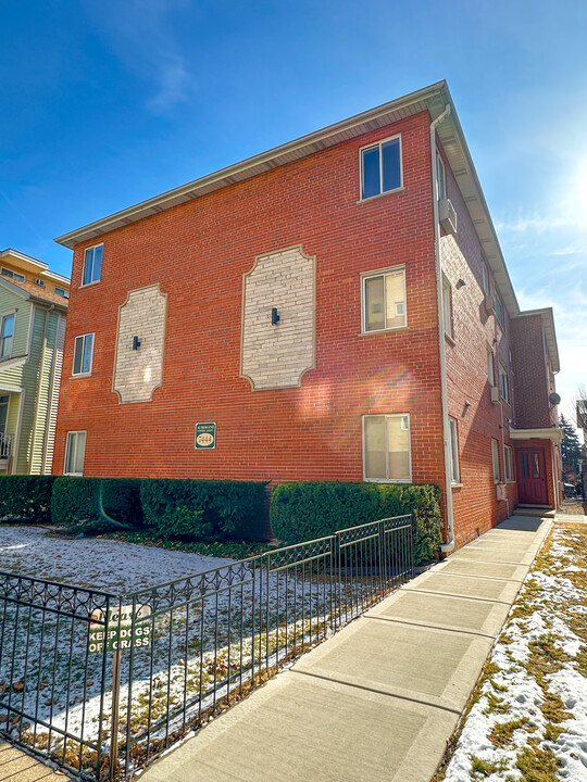 7444 Washington St in Forest Park, IL - Building Photo