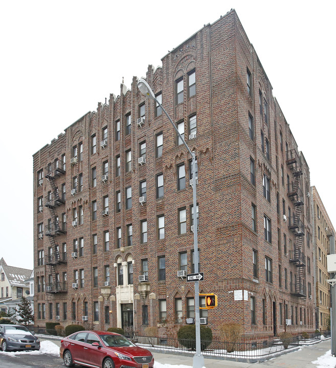 86 Bay 29th St in Brooklyn, NY - Foto de edificio