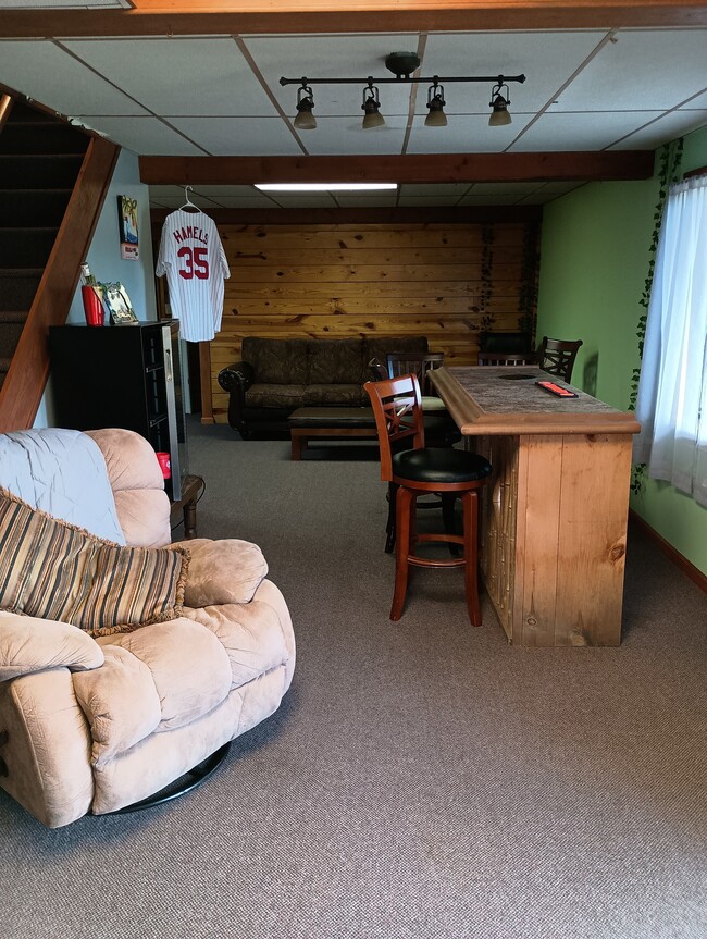 4689 Morgantown Rd, Unit Lower apartment
