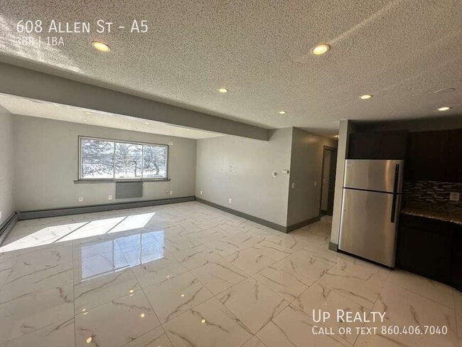 608 Allen St in New Britain, CT - Building Photo - Building Photo