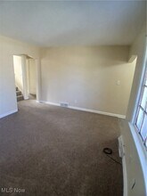 1351 Douglas Ave in Youngstown, OH - Building Photo - Building Photo