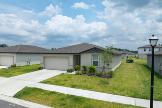 Lantana Grove in Plant City, FL - Building Photo - Building Photo