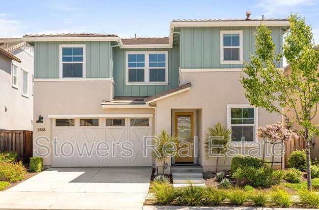 property at 2428 Periwinkle Pl