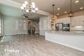 4321 Garnet Jade Dr in Arlington, TX - Foto de edificio - Building Photo
