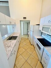 10451 SW 157th Pl, Unit 303 in Miami, FL - Building Photo - Building Photo