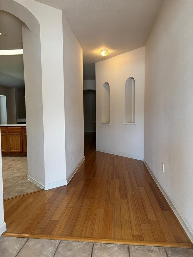 1425 W Pflugerville Pkwy in Round Rock, TX - Building Photo - Building Photo