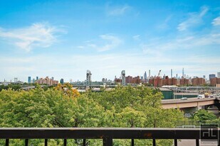 BRUCKNER BOULEVARD in Bronx, NY - Building Photo