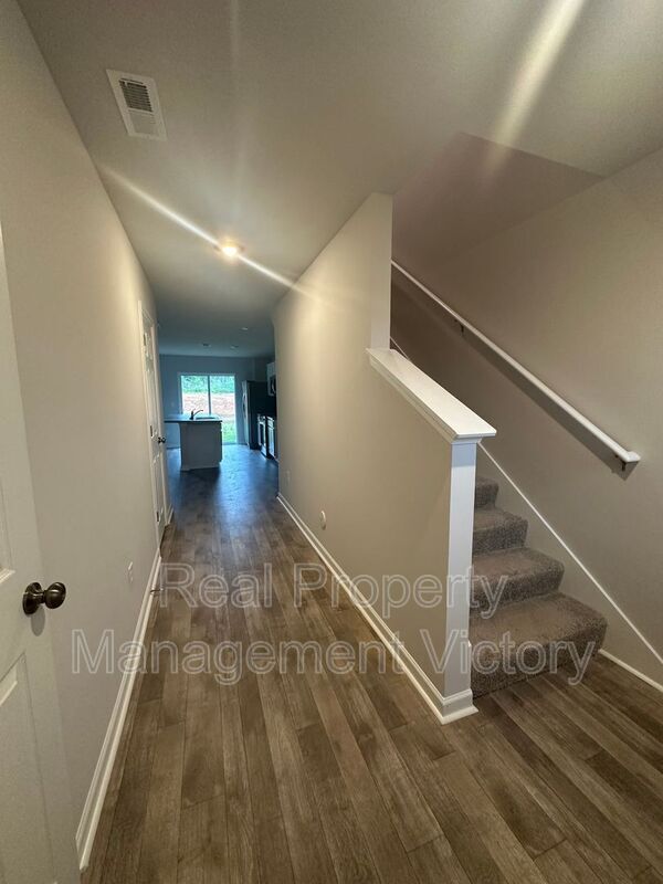 115 River Grass Dr in Lincoln, AL - Foto de edificio - Building Photo