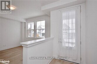 22 Allison Ln in Midland, ON - Building Photo - Building Photo