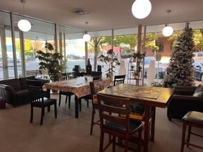 Lewis and Clark Plaza in Vancouver, WA - Building Photo - Building Photo