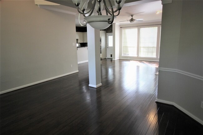 154 E Elm Crescent in Spring, TX - Building Photo - Building Photo