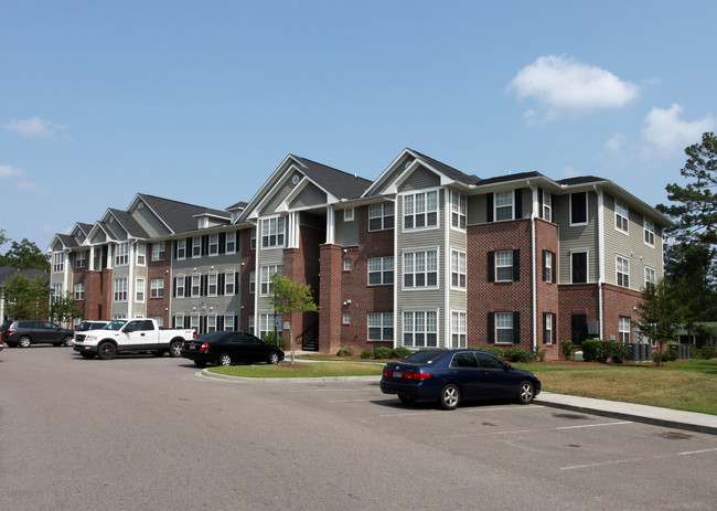 Wisteria Place Apartments in Summerville, SC - Foto de edificio - Building Photo