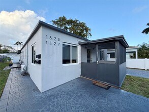 1625 Dewey St in Hollywood, FL - Building Photo - Building Photo