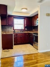 411 Elm St in Kearny, NJ - Building Photo - Building Photo