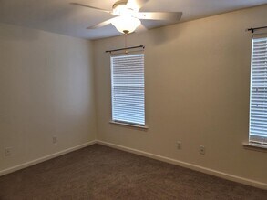 1 Old Courthouse Way in Crawfordville, FL - Building Photo - Building Photo